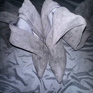 ASOS Black Pointed-Toe Suede Stiletto Boots – Size 9